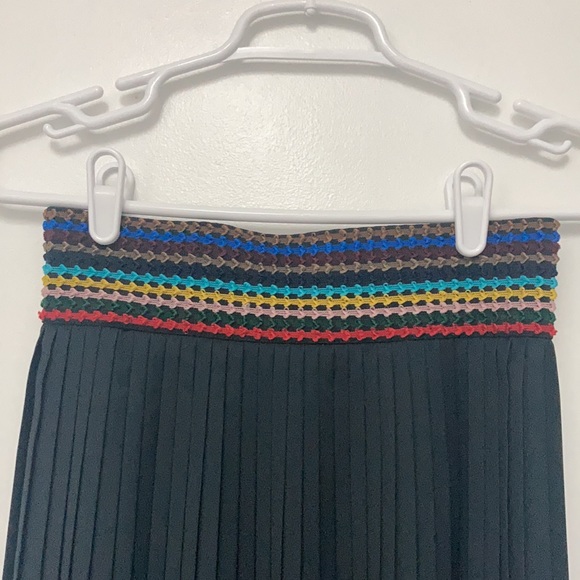 Lalipop Design, black and colorful pleated midi skirt - Picture 3 of 4